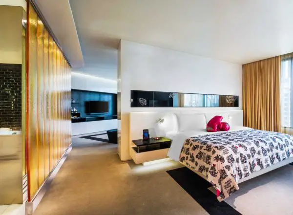 Fantastic-Suite-Bedroom