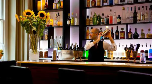 16-Bartender at The Gainsborough Bar_preview