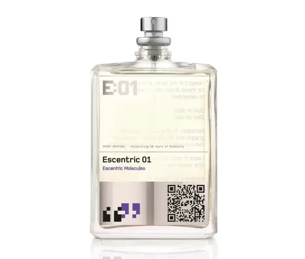 E01_SE_Front_Of_Bottle_900x
