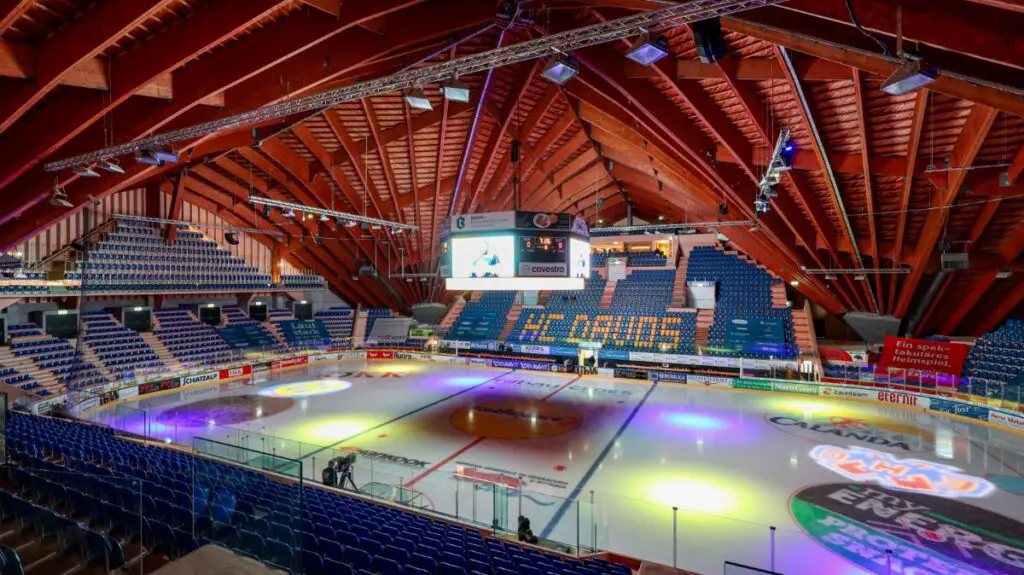 Eisstadion Davos Hockey Halle InnenaufnahmeC Marcel Giger
